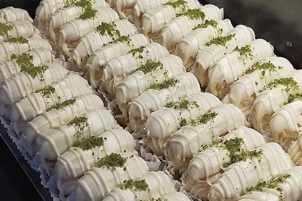 Badem Fırın Pasta Simit Cafe - Resim 5