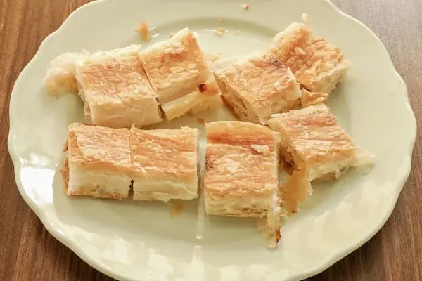 Badem Fırın Pasta Simit Cafe - Resim 13