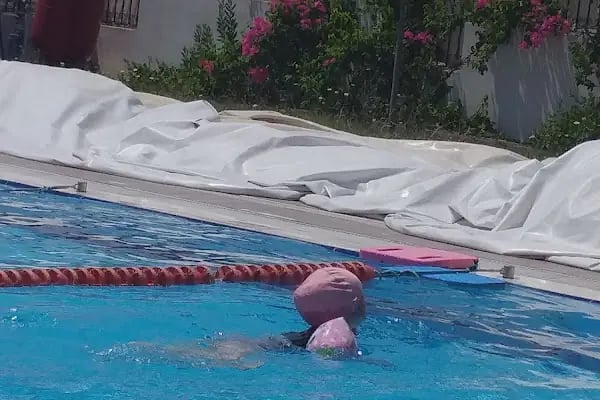 Aris Olimpik Yüzme Havuzu ve Sosyal Tesisleri - Yüzme Kursu - Resim 18