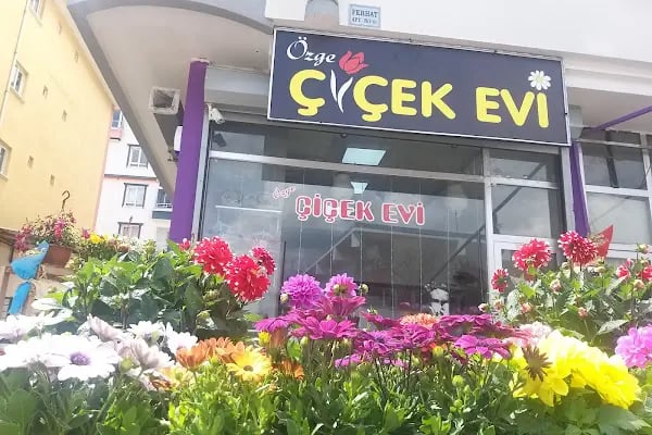 Özge Çiçek Evi - Resim 1