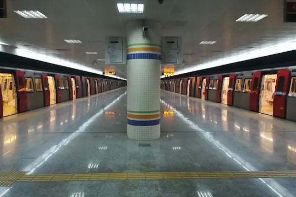 Koru Mahallesi Metro Durağı - Resim 8