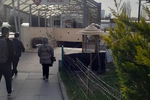 Koru Mahallesi Metro Durağı - Resim 12