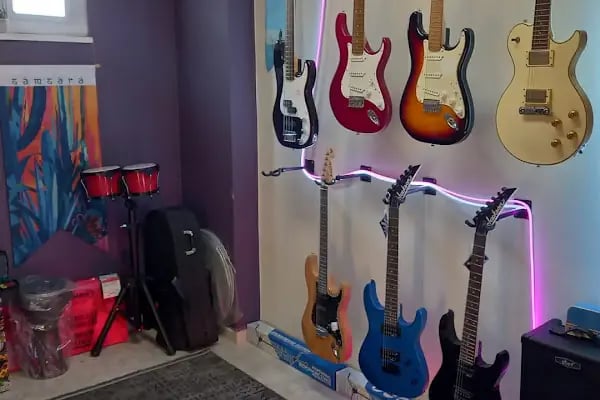 Pianissimo Music Shop - Resim 18