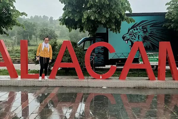 Alaçam Meydanı - Resim 17