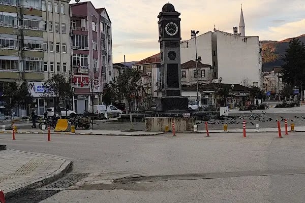 Alaçam Meydanı - Resim 16