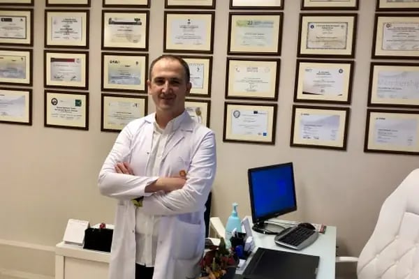 Op. Dr. Mehmet Fatih Aydemir, Ortopedi Ve Travmatoloji - Resim 1