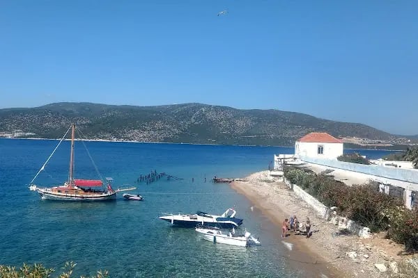 Aspat koyu ıssız adacık - Resim 17