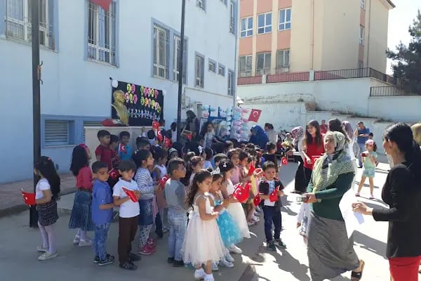 Ertuğrul gazi anaokulu - Resim 1