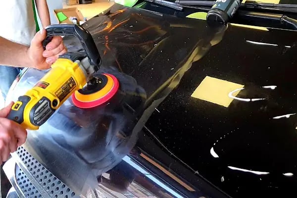 GLOBOWAX Garage - Resim 15