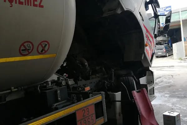 Tekin Otomotiv Mercedes Benz Özel Servis Oğuzhan tekin - Resim 6