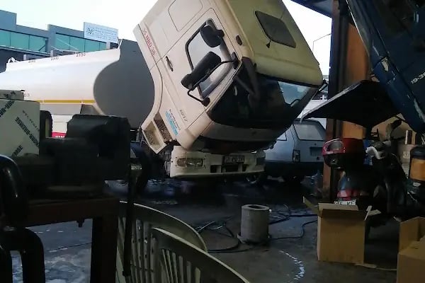 Tekin Otomotiv Mercedes Benz Özel Servis Oğuzhan tekin - Resim 7