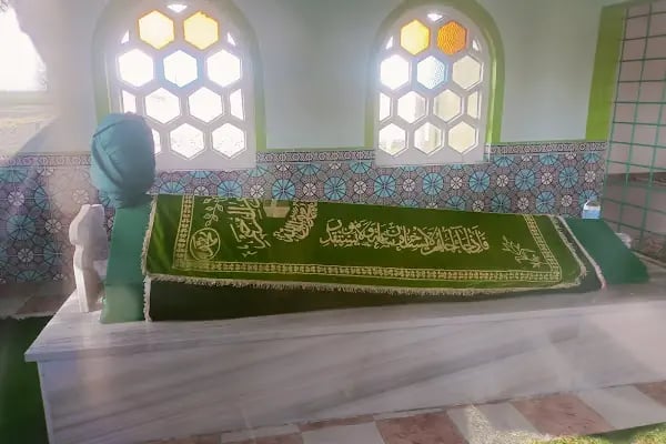 Abdullah Efendi hazretleri Türbesi - Resim 17