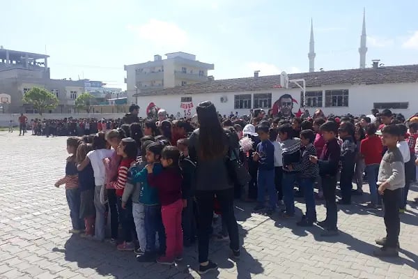 İbn-i Sina İlkokulu - Resim 2