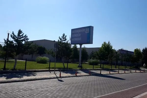 Altınşehir Gençlik Merkezi - Resim 7