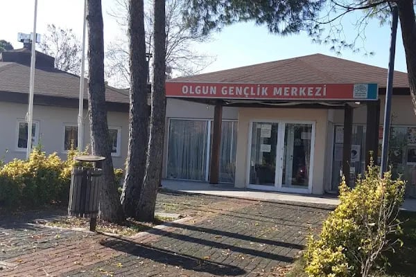Altınşehir Gençlik Merkezi - Resim 15