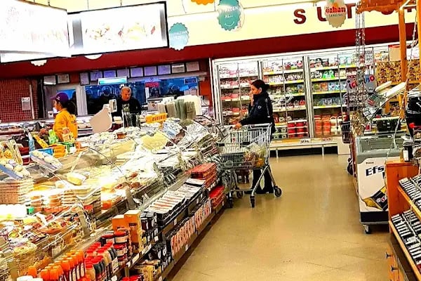 Özhan Marketler Zinciri - Bademli - Resim 5