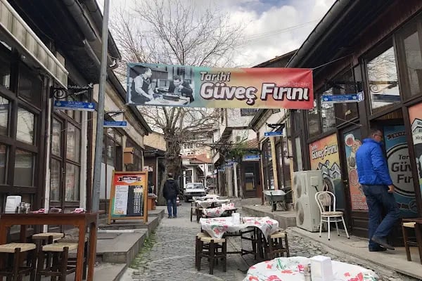 Tarihi Güveç Fırını - Resim 5