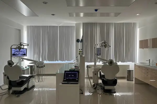 Diş Hekimi Ertan Asılı Diş Kliniği - Resim 1