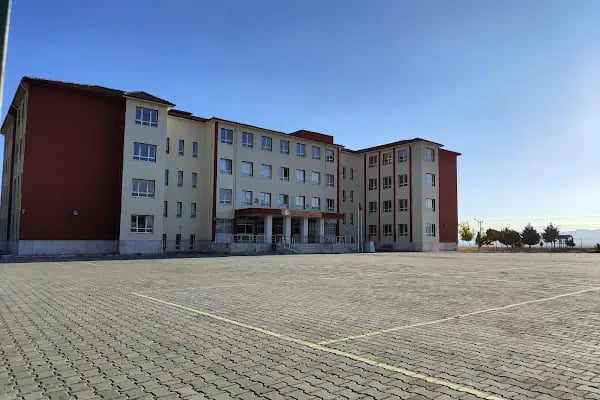 Akçadağ Fatih Fen Lisesi - Resim 3