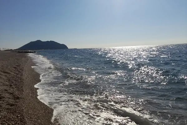 Kızıl İn Beach Restoran - Resim 7
