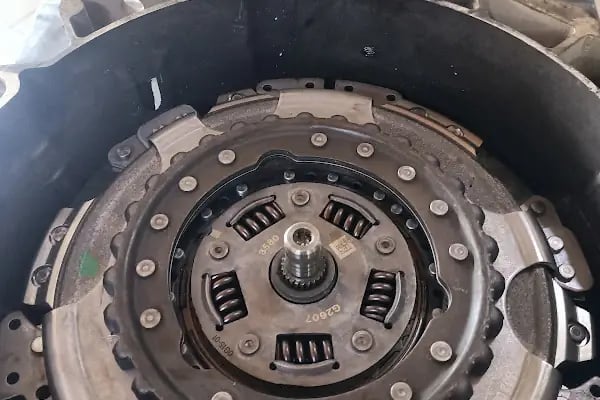 Uysal oto mekanik tamir araç bakım servisi - Resim 12