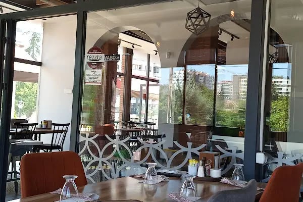 Kılıçarslan Etliekmek Kebap Künefe - Resim 6