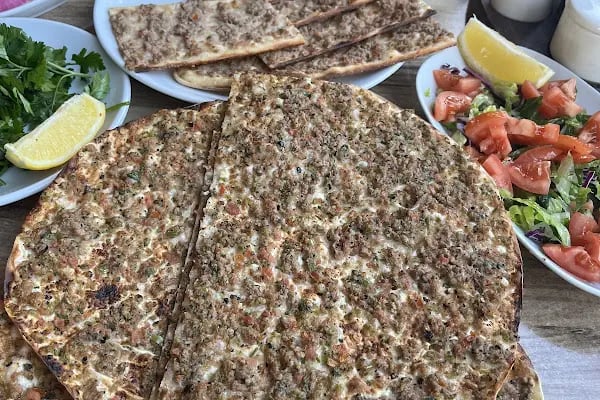 Kılıçarslan Etliekmek Kebap Künefe - Resim 13