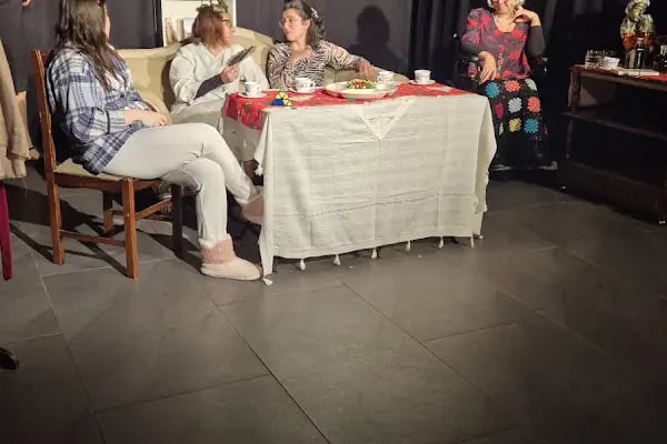 Timiyatro Sahnesi - Resim 12