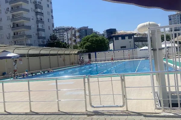 Mezitli Belediyesi Yüzme Havuzu - Resim 7