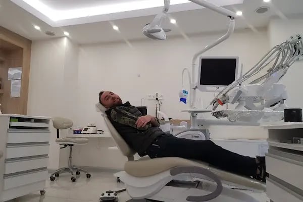 Ege Sümer Ağız ve Diş Sağlığı Merkezi - Resim 2