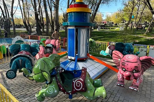 Yakacık mesire alanı lunapark - Resim 2