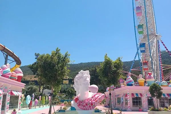 Candyland Theme Park - Resim 5