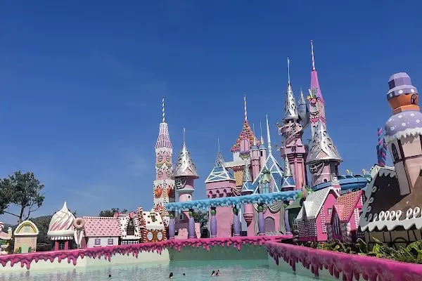 Candyland Theme Park - Resim 2