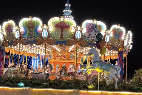 Candyland Theme Park - Resim 7