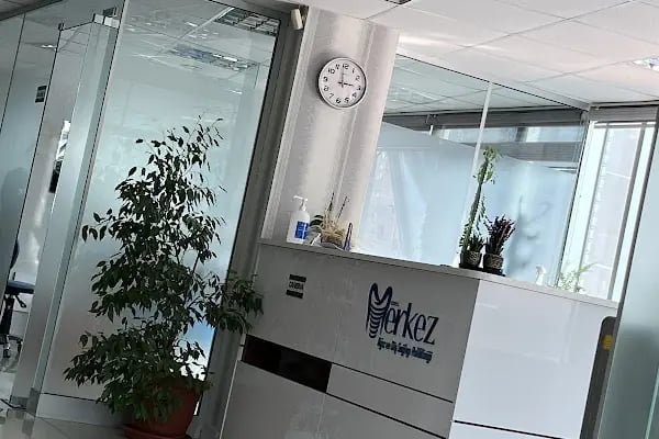 Özel Merkez Ağız ve Diş Sağlığı Polikliniği - Ankara Sincan - Resim 12