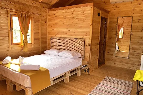 Gel Gör Ahşap Bungalov - Resim 2
