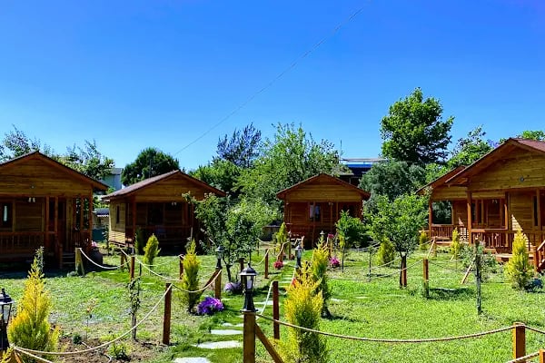 Gel Gör Ahşap Bungalov - Resim 5