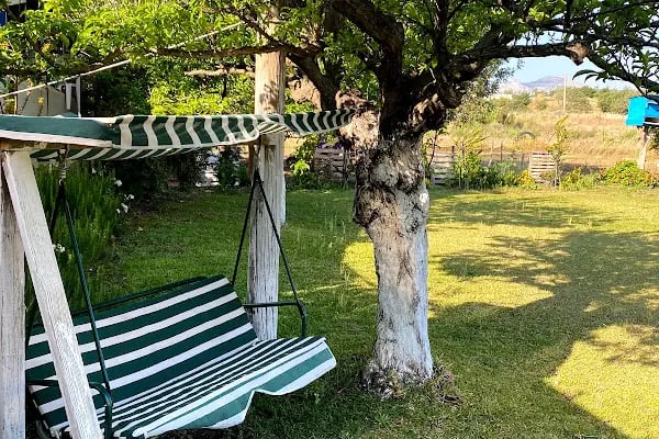 Gel Gör Ahşap Bungalov - Resim 11