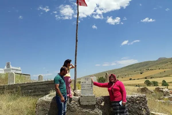 Üçpınar Köyü Muhtarlığı - Resim 1