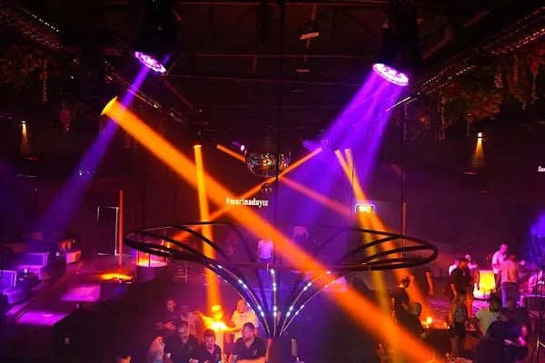 Marina CLUP - Resim 4