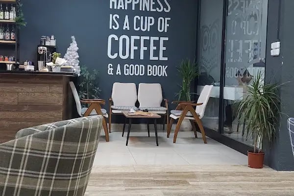 Baykuş kütüphane kafe - Resim 17