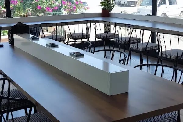 Baykuş kütüphane kafe - Resim 3
