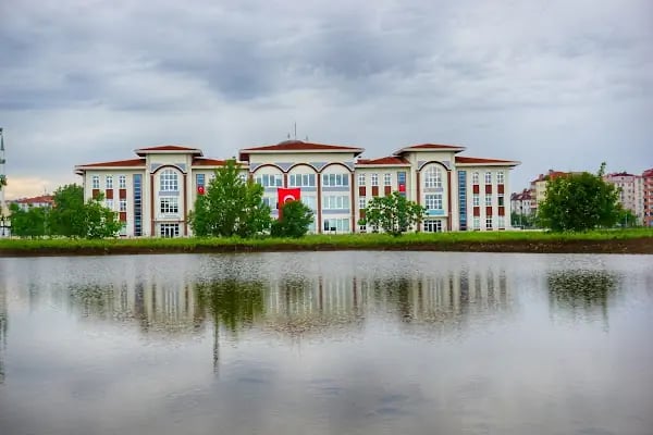 19 Mayıs Hamidiye Anadolu İmam Hatip Lisesi - Resim 2