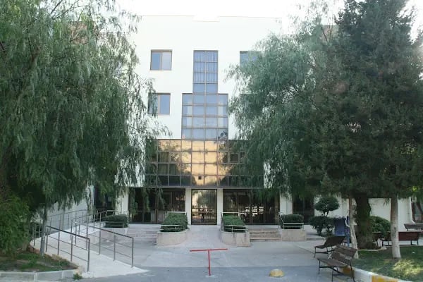 Dokuz Eylül Üniversite Fizik Tedavi ve Rehabilitasyon Yüksek Okulu - Resim 3