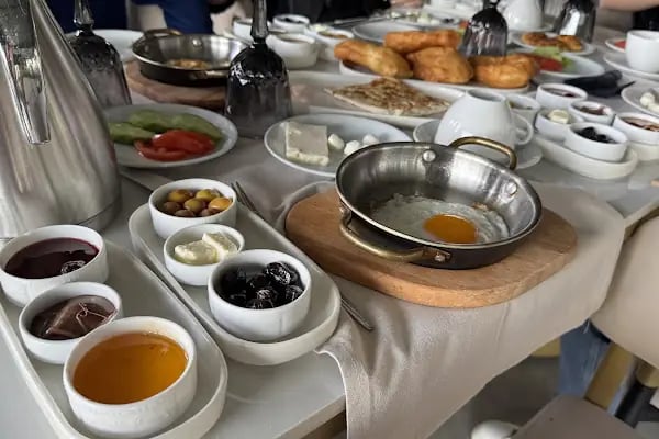 GÖRGÜLÜ HOTEL - Resim 5