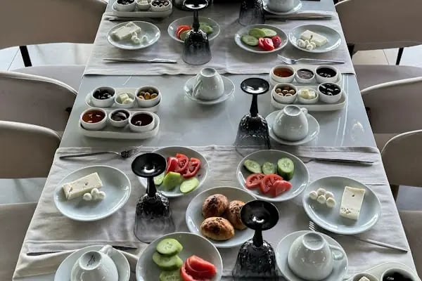 GÖRGÜLÜ HOTEL - Resim 13