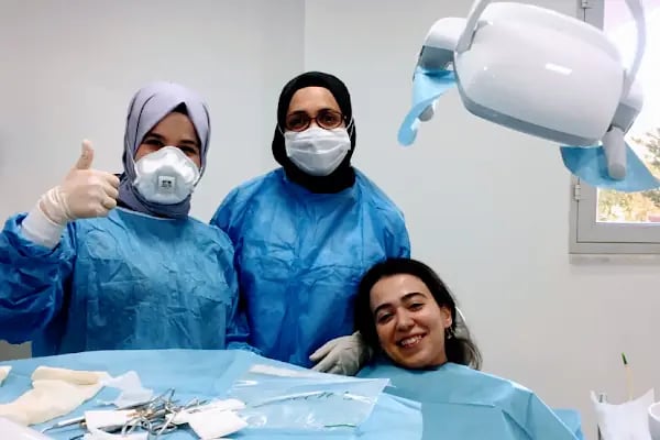 Özel Hesna Ağız ve Diş Sağlığı Polikliniği - Resim 3