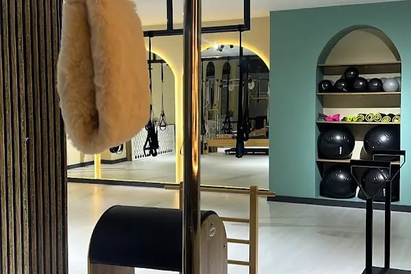 M2 Pilates Studio - Resim 4