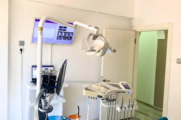 Dentist Alanya , Diş Hekimi Umut ERGÜN - Resim 14