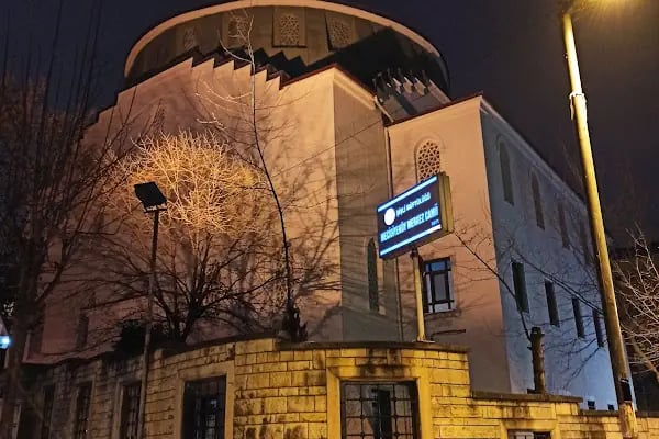Mecidiyeköy Merkez Cami - Resim 14
